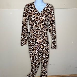 Leopard print jogger pajama set
